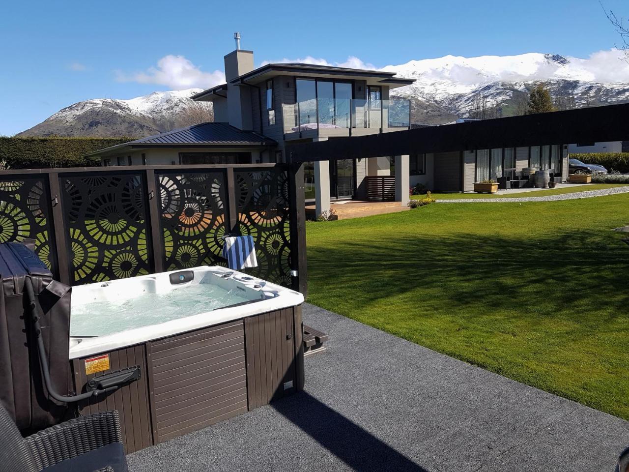 Copper Beech Wanaka - Luxury Accommodation Esterno foto